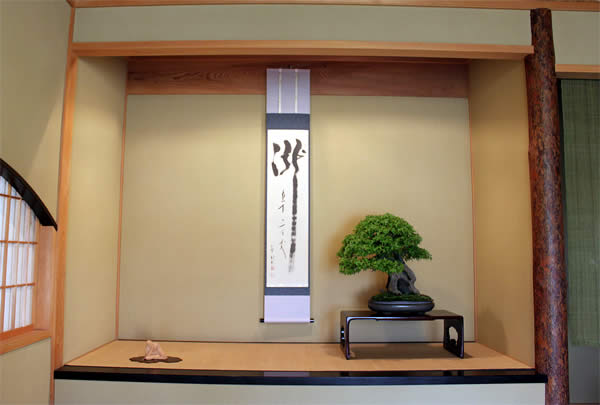 Cool summer display of Tokonoma, Yugyo-an.jpg