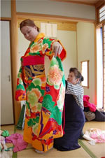 Japanese Cultural Experience/ Kimono Wearing